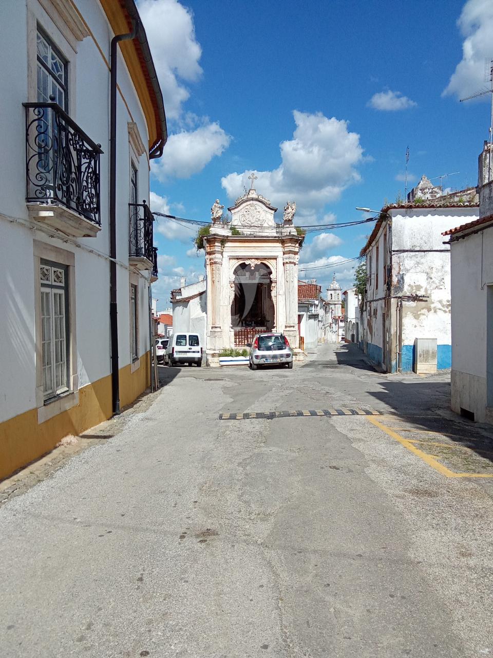 Casa secular
