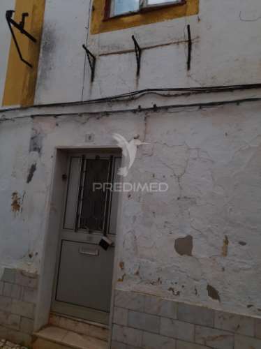 Ruina em zona historica vila viçosa