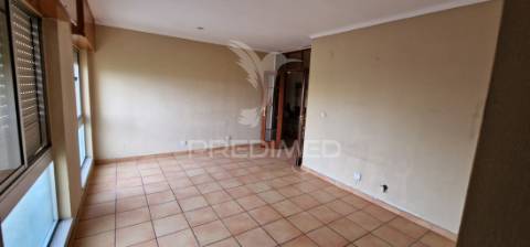 Apartamento t3 - loures