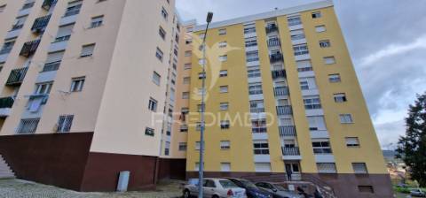 Apartamento t3 - loures