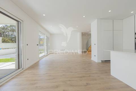 Moradia t3+1 qtª de valadares