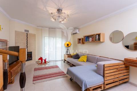 Moradia t3 na quinta do conde – conforto, modernidade e excelente localização!