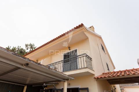 Moradia t3 na quinta do conde – conforto, modernidade e excelente localização!