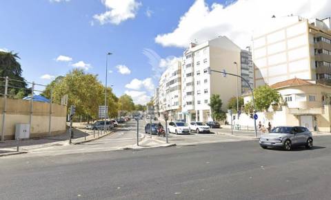 T3 lumiar com terraço
