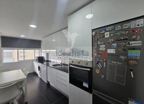 T3 santa iria da azoia com terraços