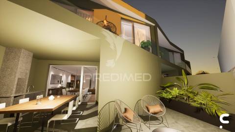 Moradia em condominio privado com piscina
