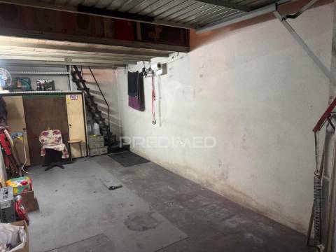 Gragem box com mezzanine