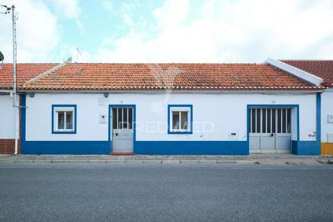 Moradia t3 - bairro da liberdade - grândola