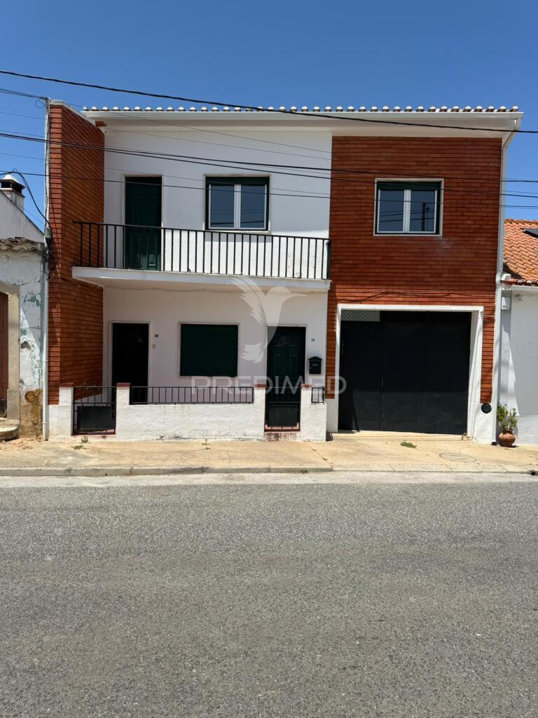 Moradia t5 na golegã – capital do cavalo!