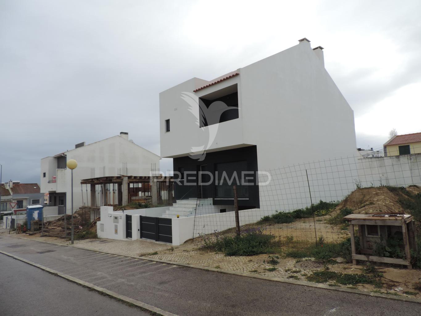 Lote terreno urbano na atalaia -montijo - oportunidade de negócio