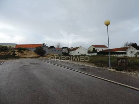 Lote terreno urbano na atalaia -montijo - oportunidade de negócio