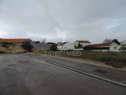 Lote terreno urbano na atalaia -montijo - oportunidade de negócio