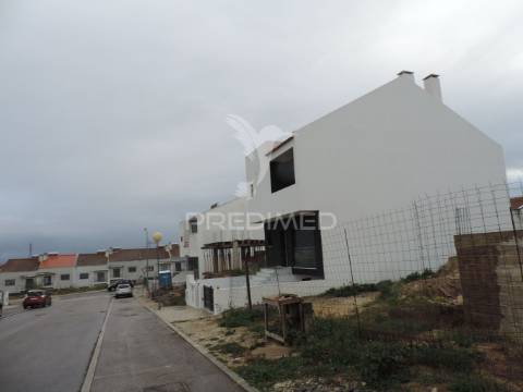 Lote terreno urbano na atalaia -montijo - oportunidade de negócio
