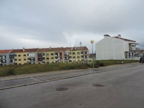 Lote terreno urbano na atalaia -montijo - oportunidade de negócio