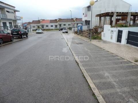 Lote terreno urbano na atalaia -montijo - oportunidade de negócio