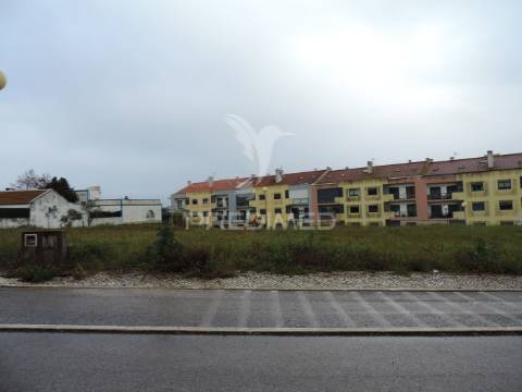 Lote terreno urbano na atalaia -montijo - oportunidade de negócio