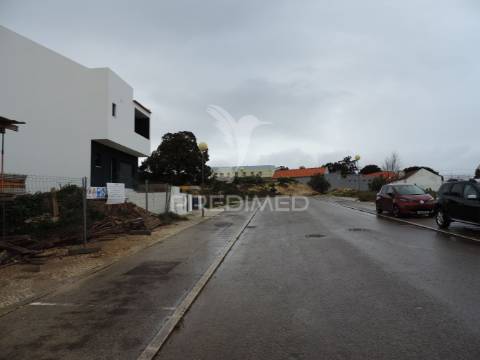 Lote terreno urbano na atalaia -montijo - oportunidade de negócio