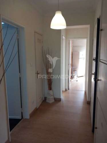 Apartamento t2 mobilado e com cozinha equipada