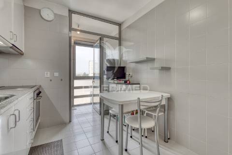 Fantástico apartamento t2
