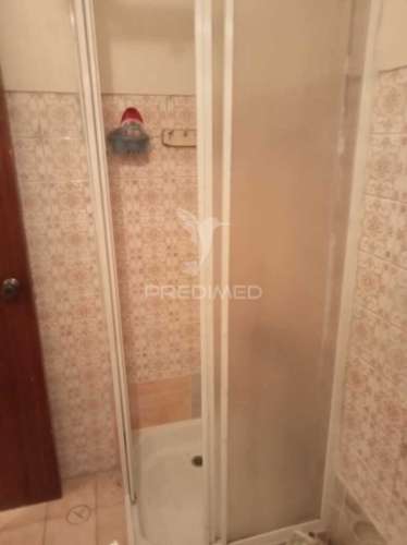 Apartamento t1 com parqueamento na arrentela