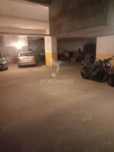Apartamento t1 com parqueamento na arrentela