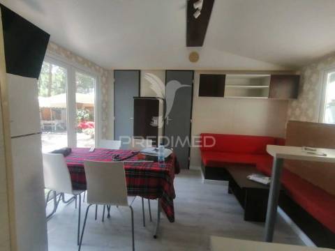 Mobil home t3 remodelada e equipada ,em parque no pinhal novo,