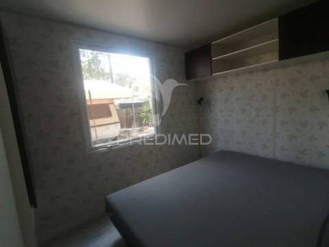 Mobil home t3 remodelada e equipada ,em parque no pinhal novo,