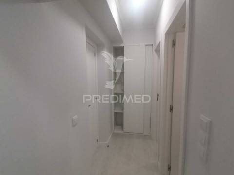 Vende se moradia setúbal/pinheirinhos 265000€