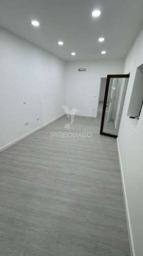 Moradia t3 totalmente remodelada c/ jardim, terraço e garagem
