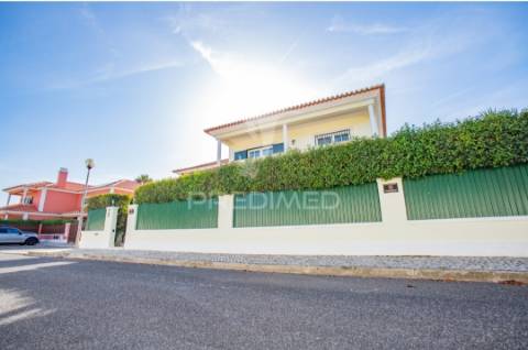 Moradia t5 areia-birre cascais