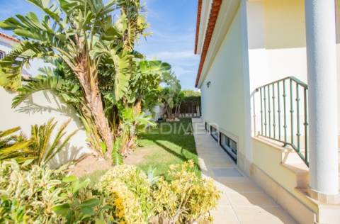 Moradia t5 areia-birre cascais