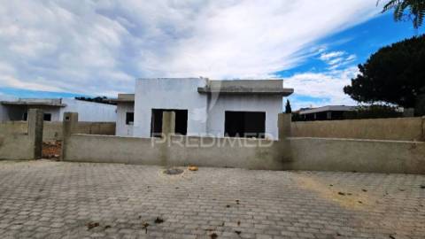 Moradia isolada t3 c/piscina e garagem, brejos de azeitão