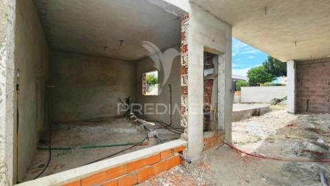 Moradia isolada t3 c/piscina e garagem, brejos de azeitão