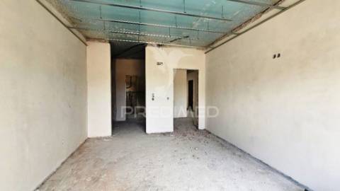 Moradia isolada t3 c/piscina e garagem, brejos de azeitão