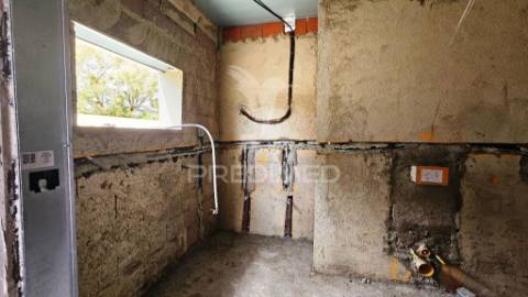 Moradia isolada t3 c/piscina e garagem, brejos de azeitão