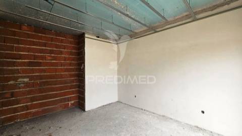 Moradia isolada t3 c/piscina e garagem, brejos de azeitão