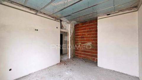 Moradia isolada t3 c/piscina e garagem, brejos de azeitão