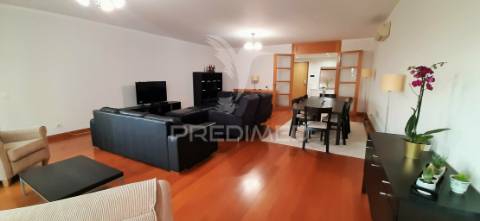 Apartamento t4 de sonho, no restelo. vista rio!