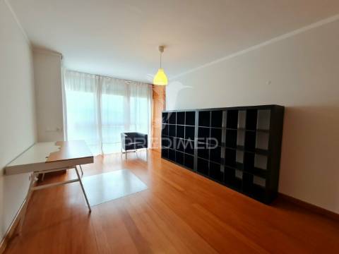 Apartamento t4 de sonho, no restelo. vista rio!