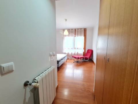 Apartamento t4 de sonho, no restelo. vista rio!