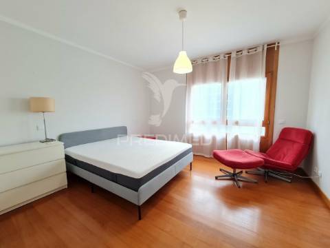 Apartamento t4 de sonho, no restelo. vista rio!