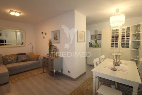 Moradia t1+1 com logradouro - centro montijo