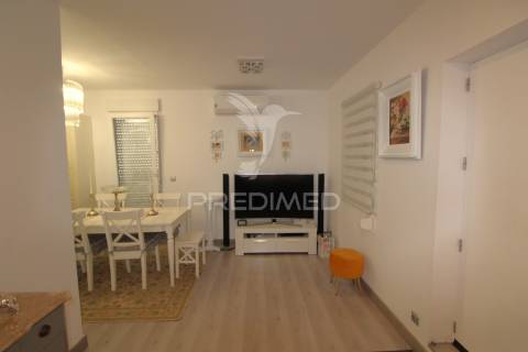 Moradia t1+1 com logradouro - centro montijo