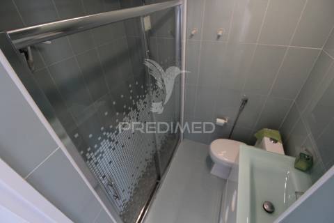Moradia t1+1 com logradouro - centro montijo