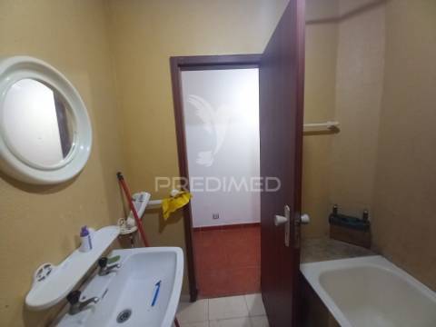 Apartamento t3 com excelentes acabamentos - cidade do sol