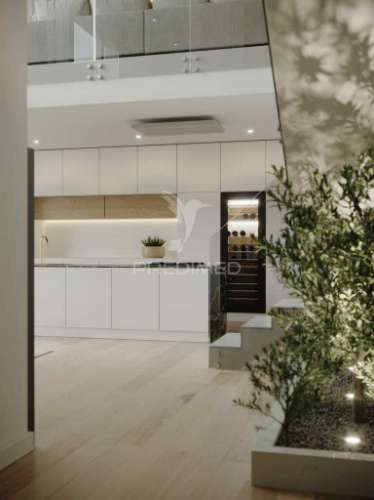 Luxuoso duplex à venda no coração do montijo