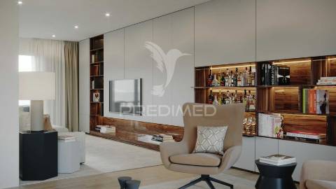 Luxuoso duplex à venda no coração do montijo