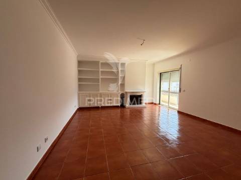 Apartamento t3 para arrendamento caldas da rainha