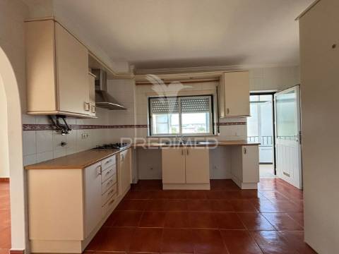 Apartamento t3 para arrendamento caldas da rainha