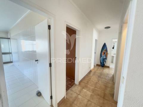 Apartamento t3 a 5 minutos a pé da praia, em sines